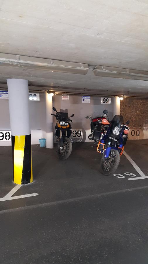 Apartment In The Center Of Budapest -Free Garage Parking المظهر الخارجي الصورة